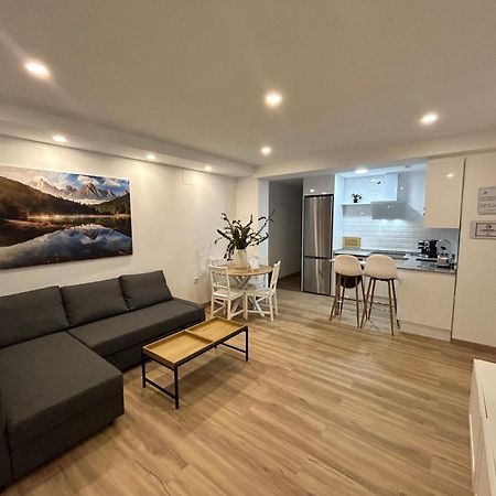 Apartamento Familia Conde Уелва Екстериор снимка